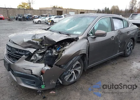 2021 Subaru Legacy Premium z USA, uszkodzony, nr VIN 4S3BWAC66M3018231
